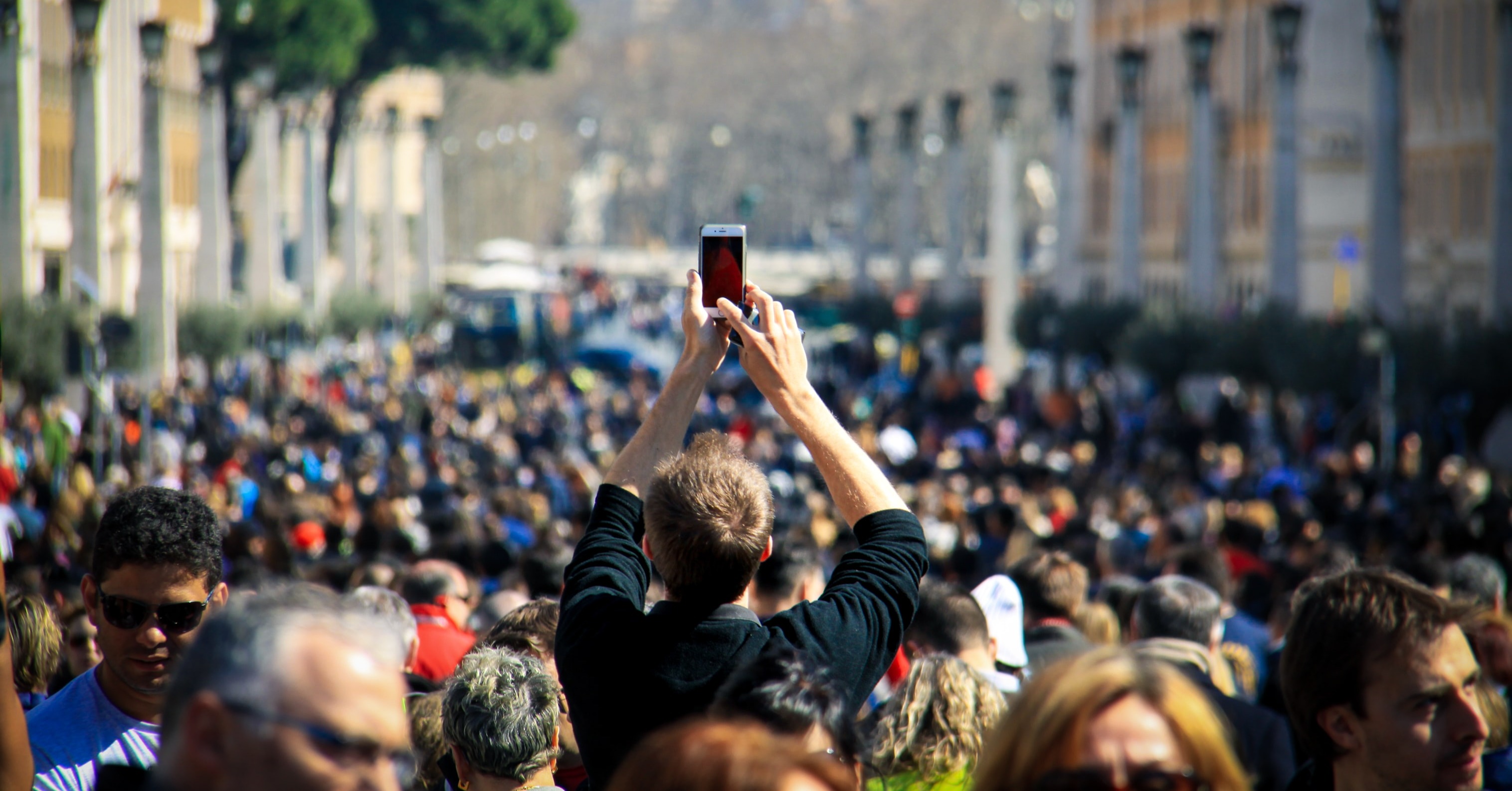 How to Use a Social Media Search Tool to Find Future Trends